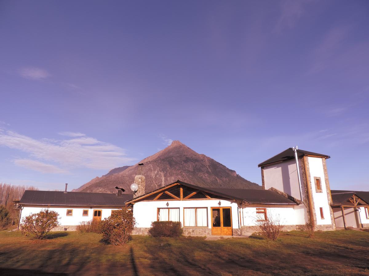 Hosteria El Hoyo Hoyo de Epuyén 外观 照片