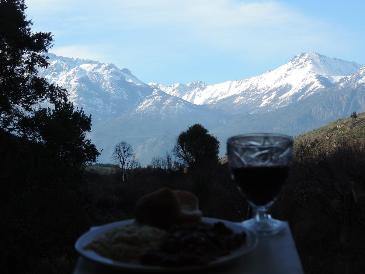 Hosteria El Hoyo Hoyo de Epuyén 外观 照片